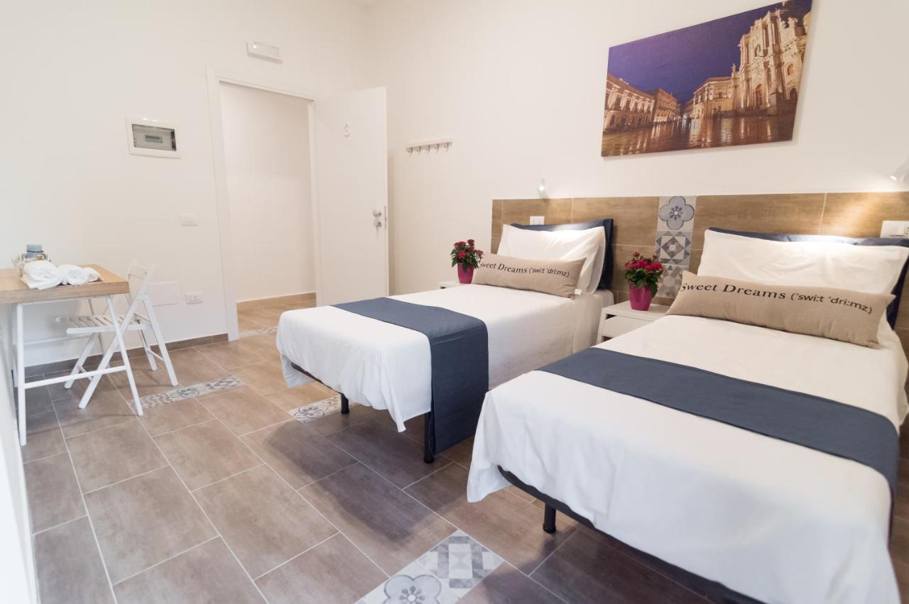 Raudino Rooms Syracuse Esterno foto
