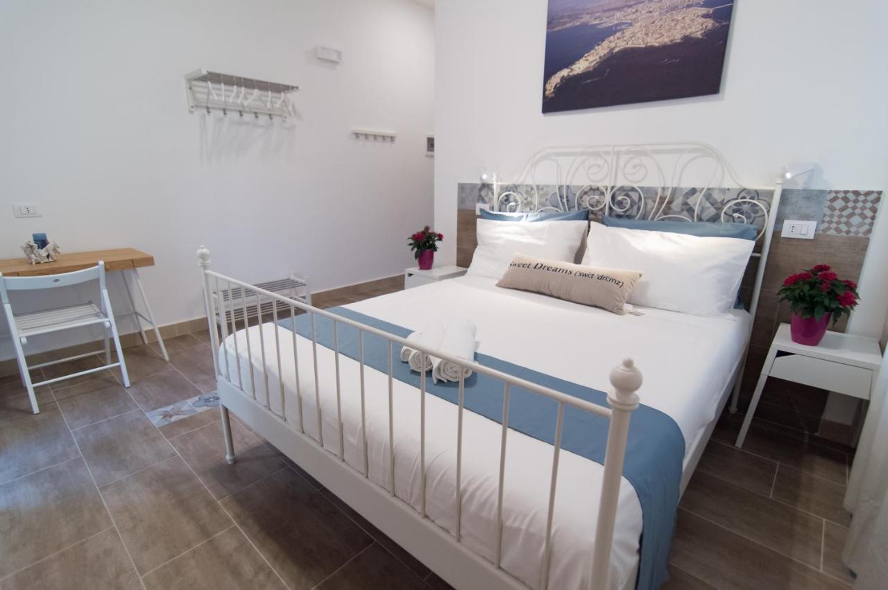 Raudino Rooms Syracuse Esterno foto